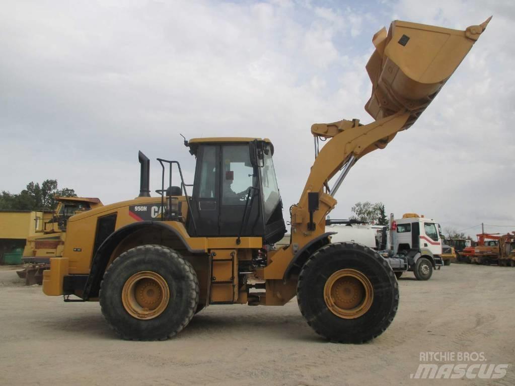 CAT 950 H Колесни товарачи