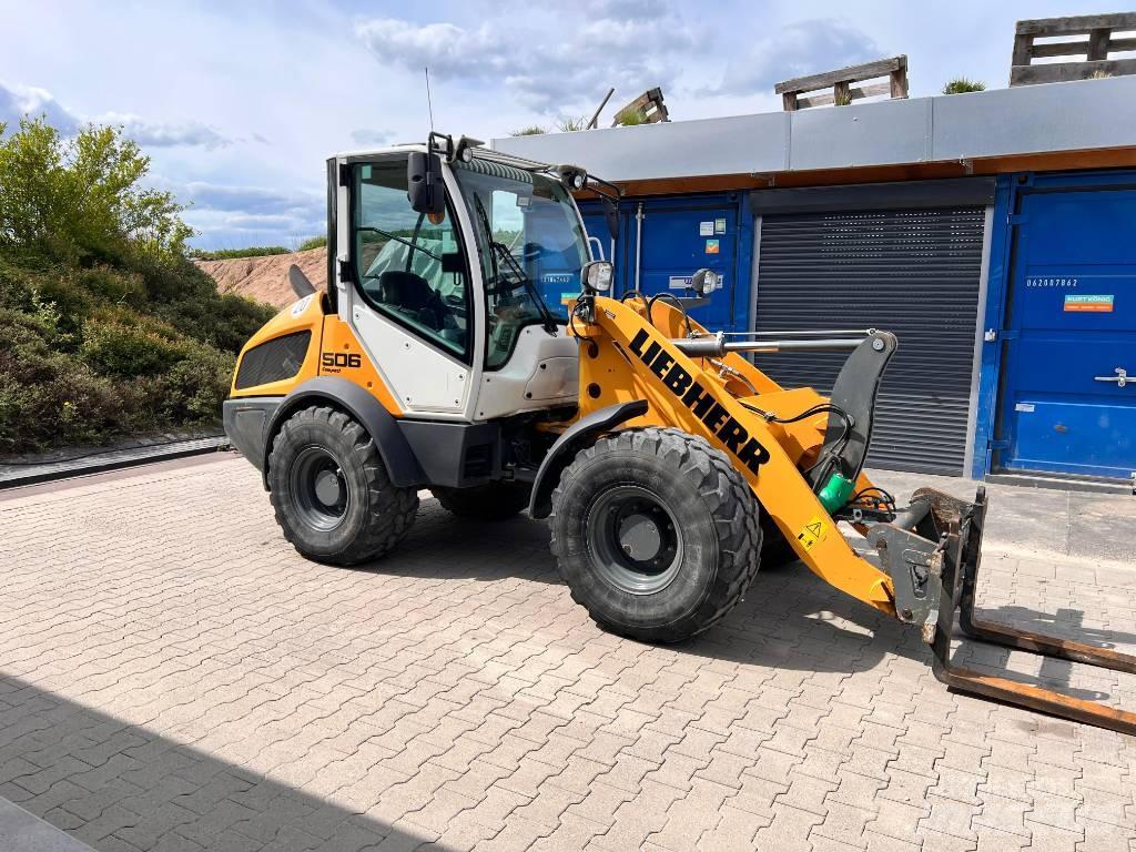 Liebherr L 506C Колесни товарачи