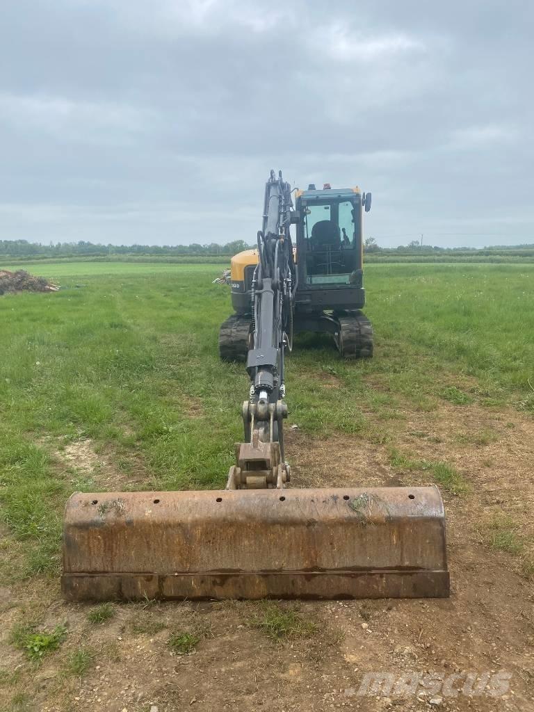 Volvo ECR 88 D Pro Средни екскаватори 7т - 12т