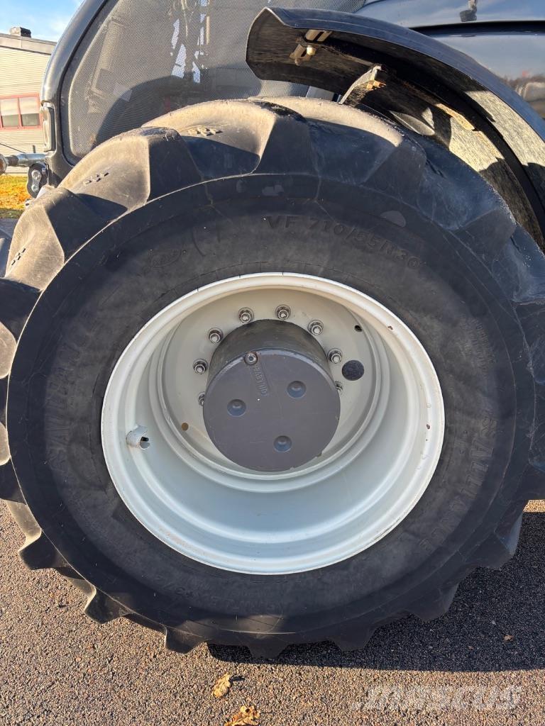 Valtra S 293 Трактори