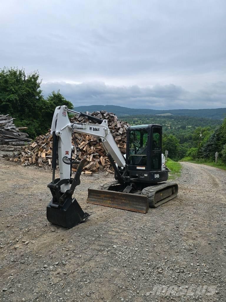 Bobcat E45 Мини екскаватори < 7 т