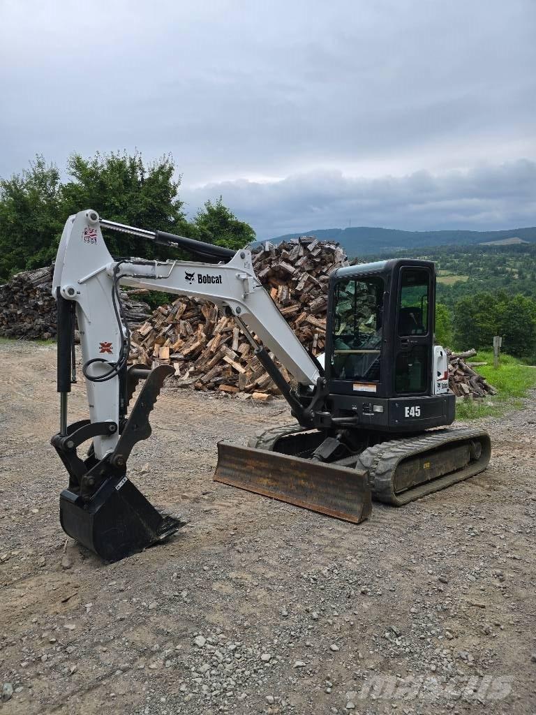 Bobcat E45 Мини екскаватори < 7 т