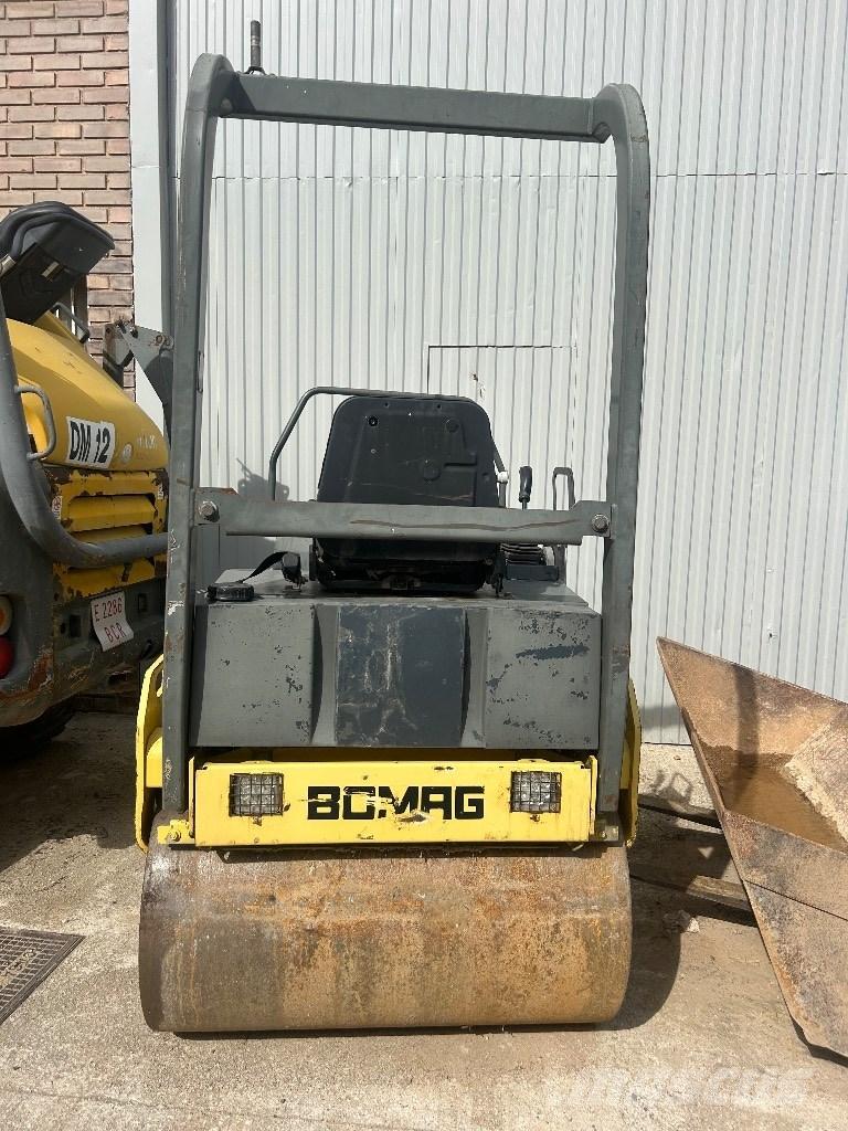 Bomag BW 120 AC-3 Двойни барабанни ролки
