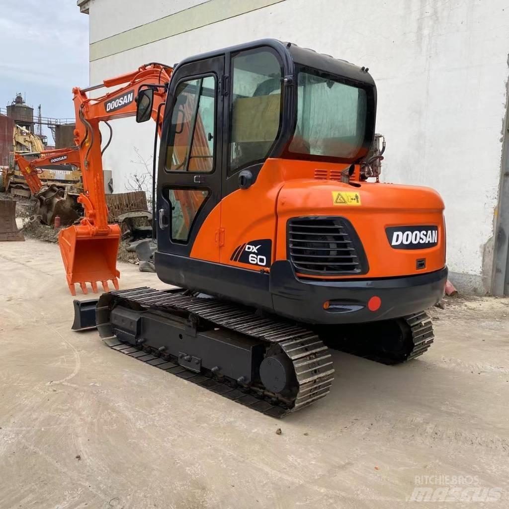 Doosan DX 60 Верижен екскаватор