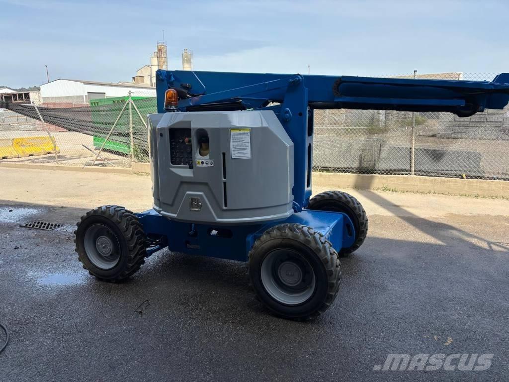 Genie Z 34/22 RT Съчленени стрелови подемници