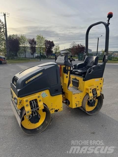 Bomag BW 100 AD M-5 Двойни барабанни ролки
