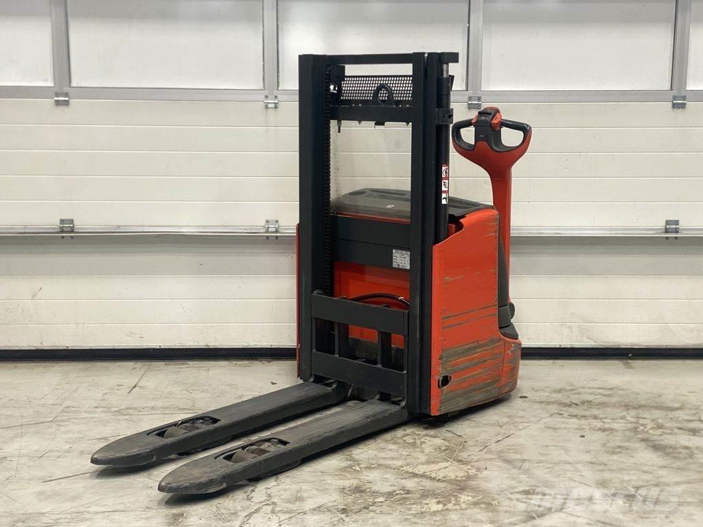 Linde L12 I Колички високоповдигачи с теглич