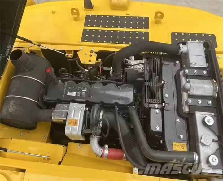 Komatsu PC220-8 Верижен екскаватор