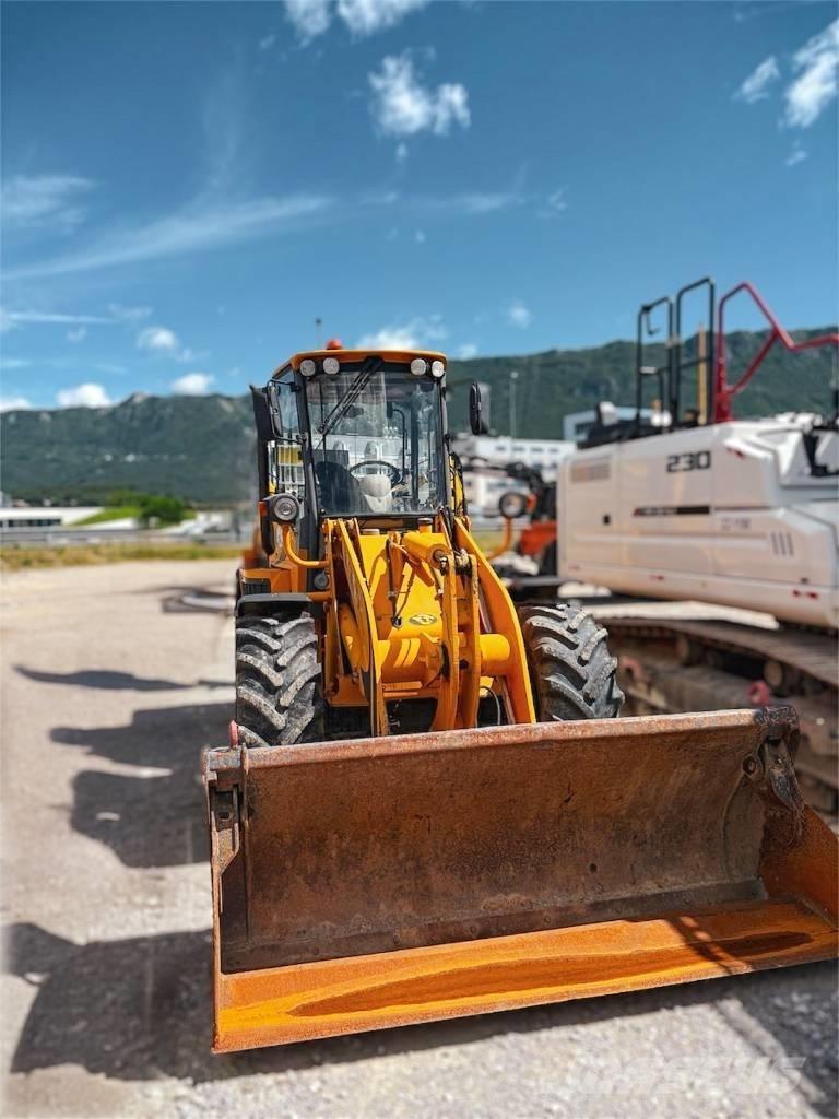 Venieri VL 10.23C Товарач със заден ексватор