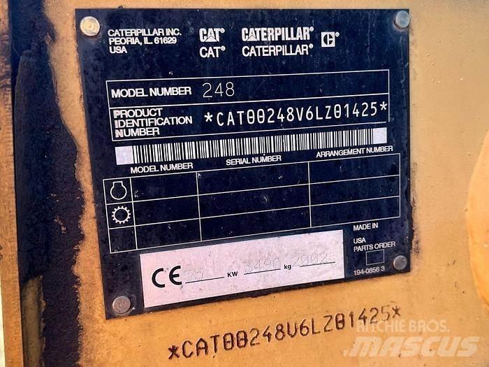 CAT 248 Мини товарачи