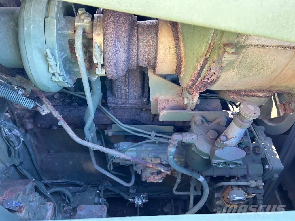 CAT D 7 F Верижни булдозери
