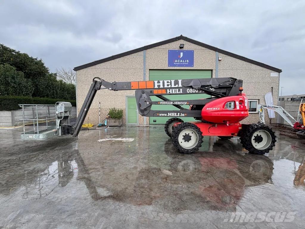 Manitou 200 ATJ Съчленени стрелови подемници