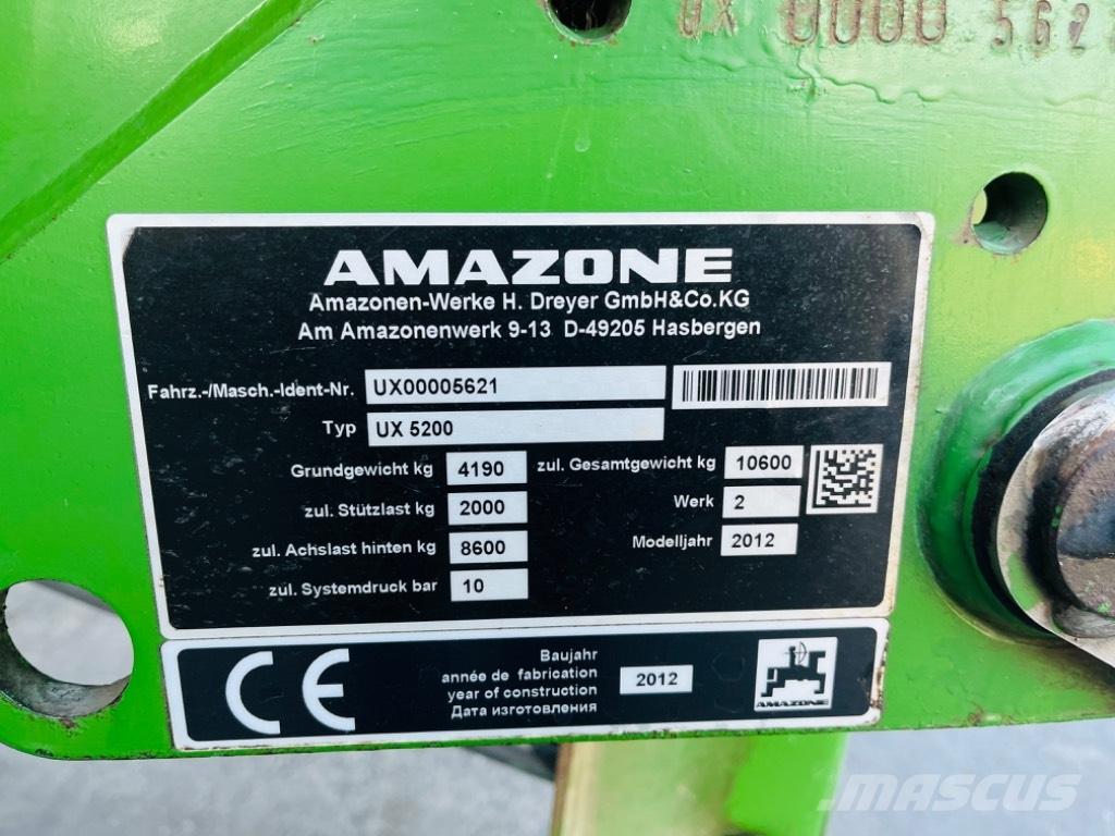 Amazone UX 5200 Прикачни пръскачки
