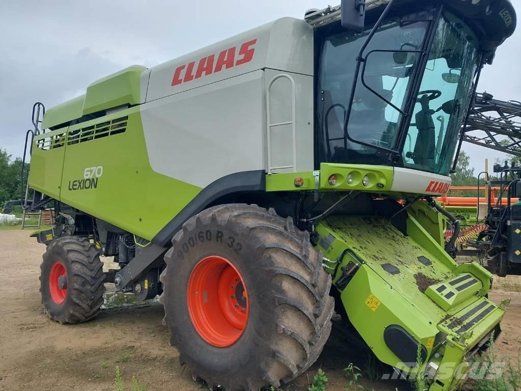 CLAAS Lexion 670 Комбайни
