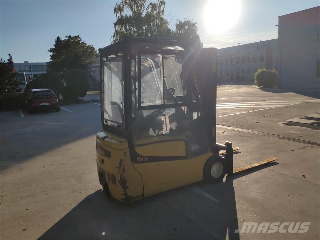 Yale ERP20VT Електрически вилични кари-повдигачи