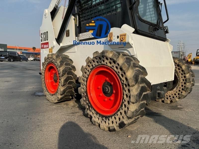 Bobcat S 130 Мини товарачи
