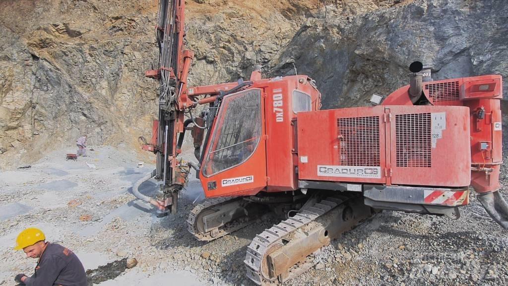 Sandvik DX 780 Апаратура за повърхностна редова сеидба