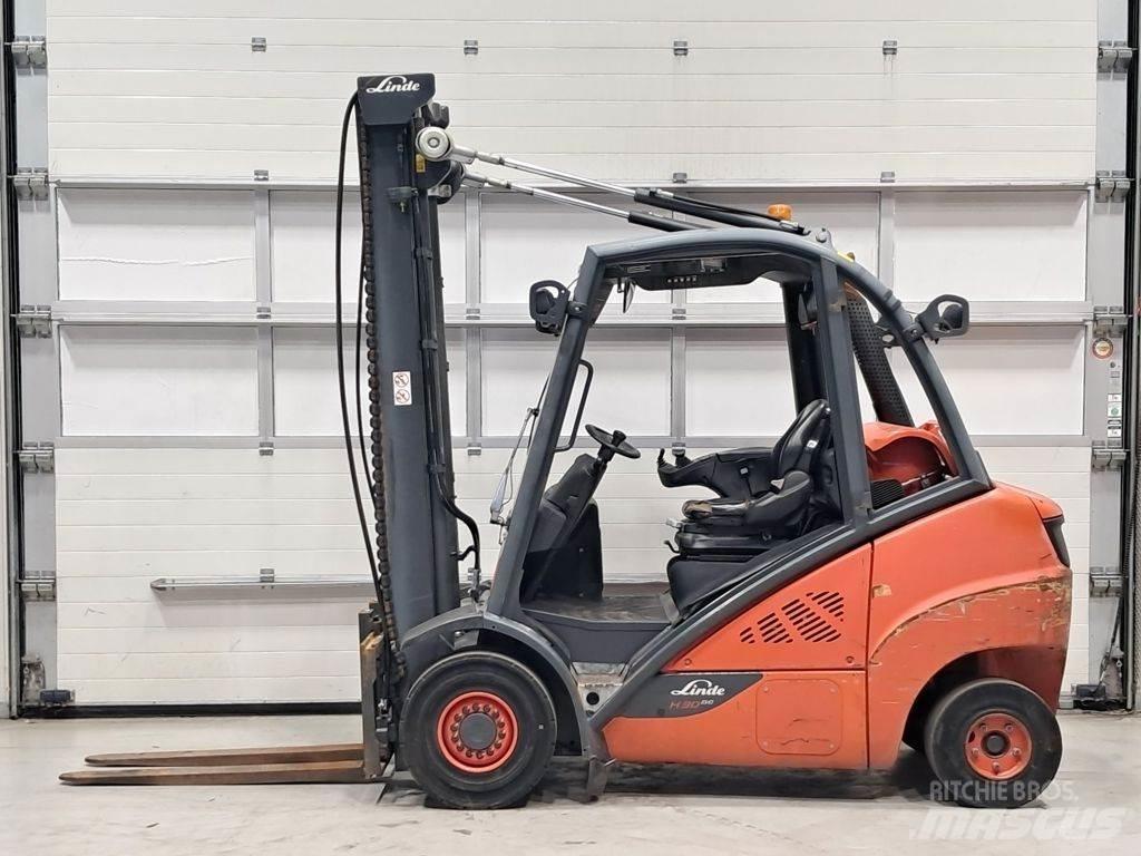 Linde H30T-02 Камиони с АГУ