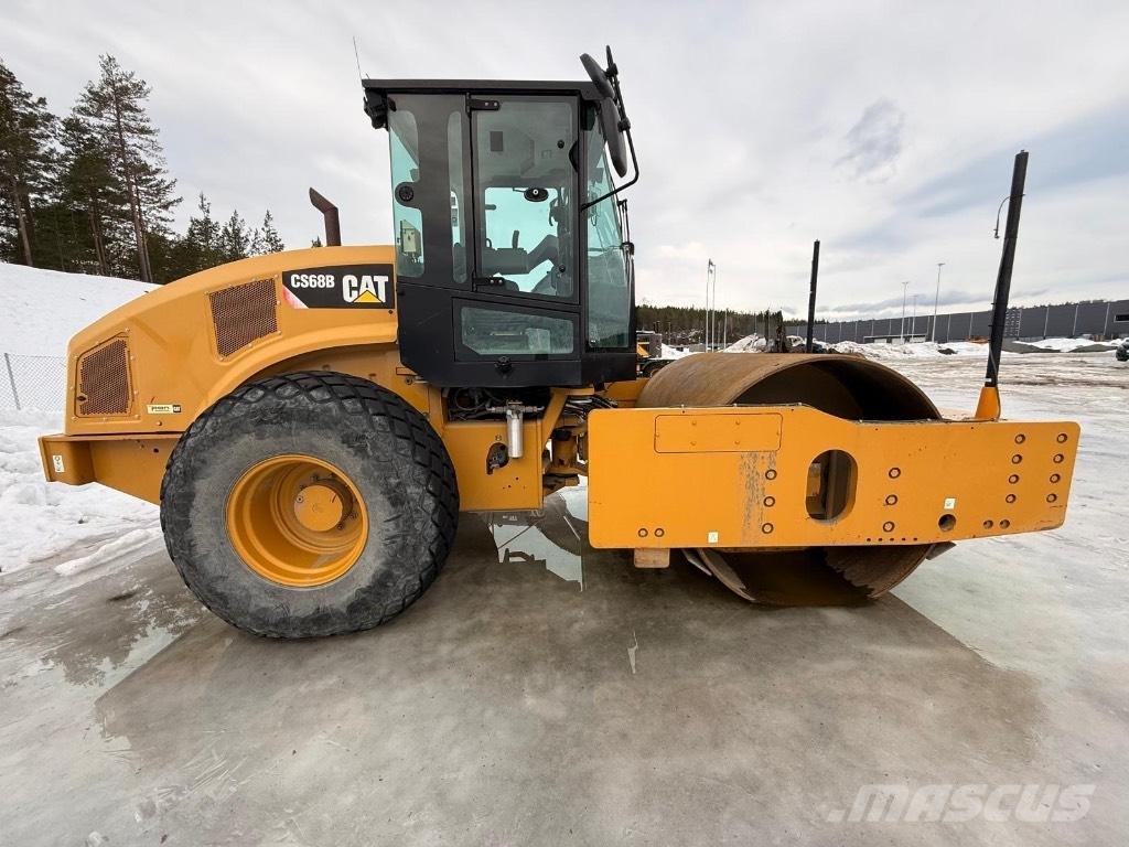 CAT CS 68 B Еднобарабанни ролки
