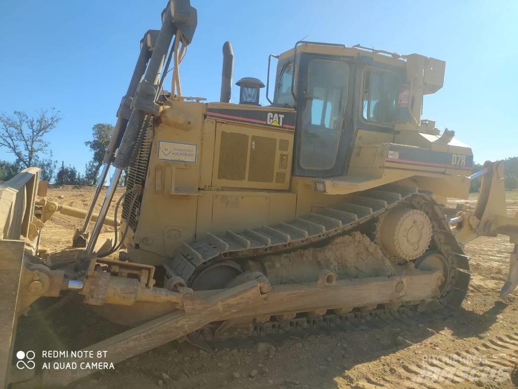 CAT D 7 R II Верижни булдозери
