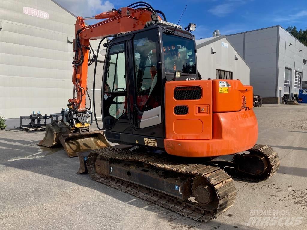 Hitachi ZX 85 US-5 Средни екскаватори 7т - 12т