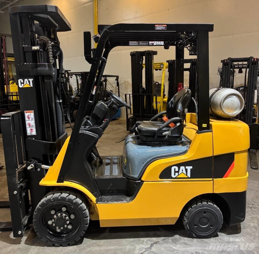 CAT 2C 6000 Вилични кари-повдигачи - други