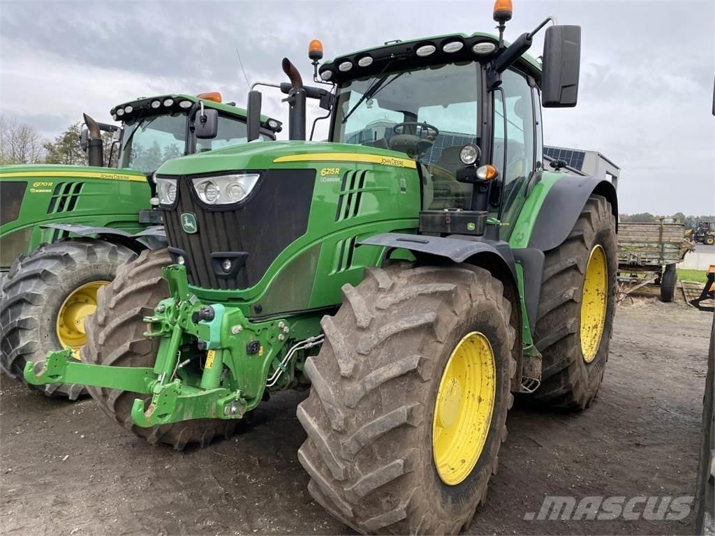 John Deere 6215R Трактори