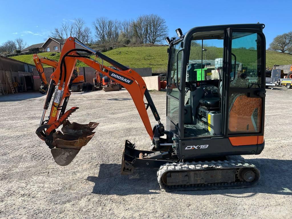Doosan DX 19 Мини екскаватори < 7 т