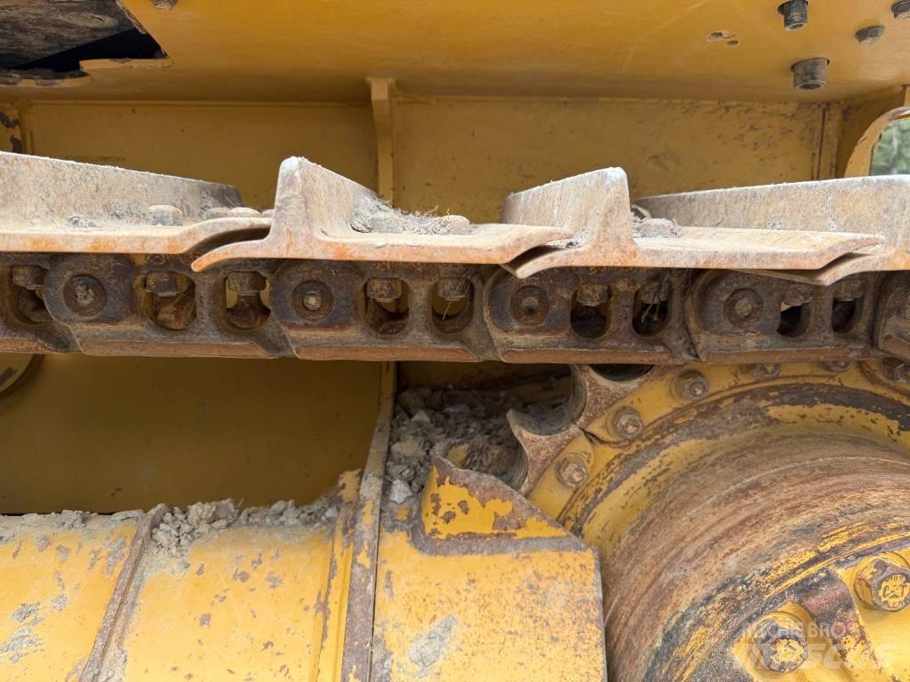 CAT D3 Верижни булдозери
