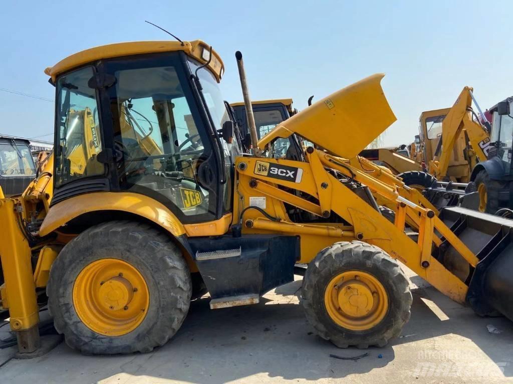 JCB 3 CX Товарач със заден ексватор