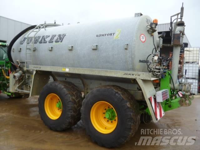 Joskin Komfort 2 Цистерни за цимент