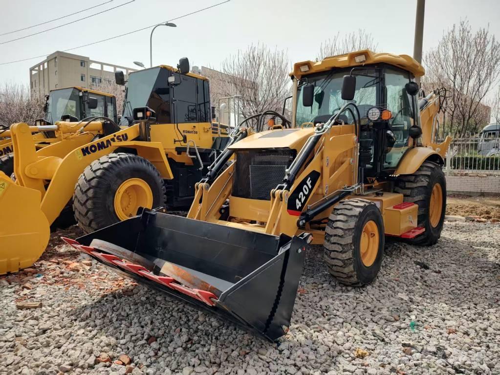 CAT 420F Товарач със заден ексватор