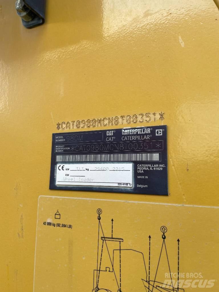 CAT 980M Колесни товарачи