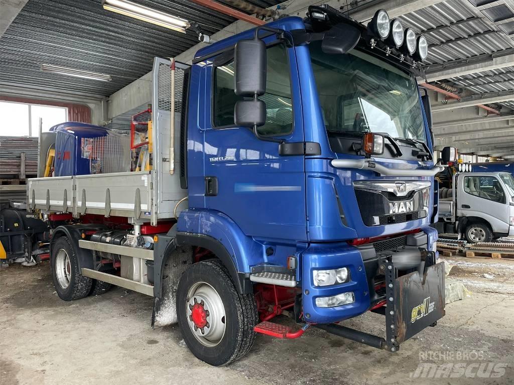 MAN TGM 13.290 4x4 Самосвал