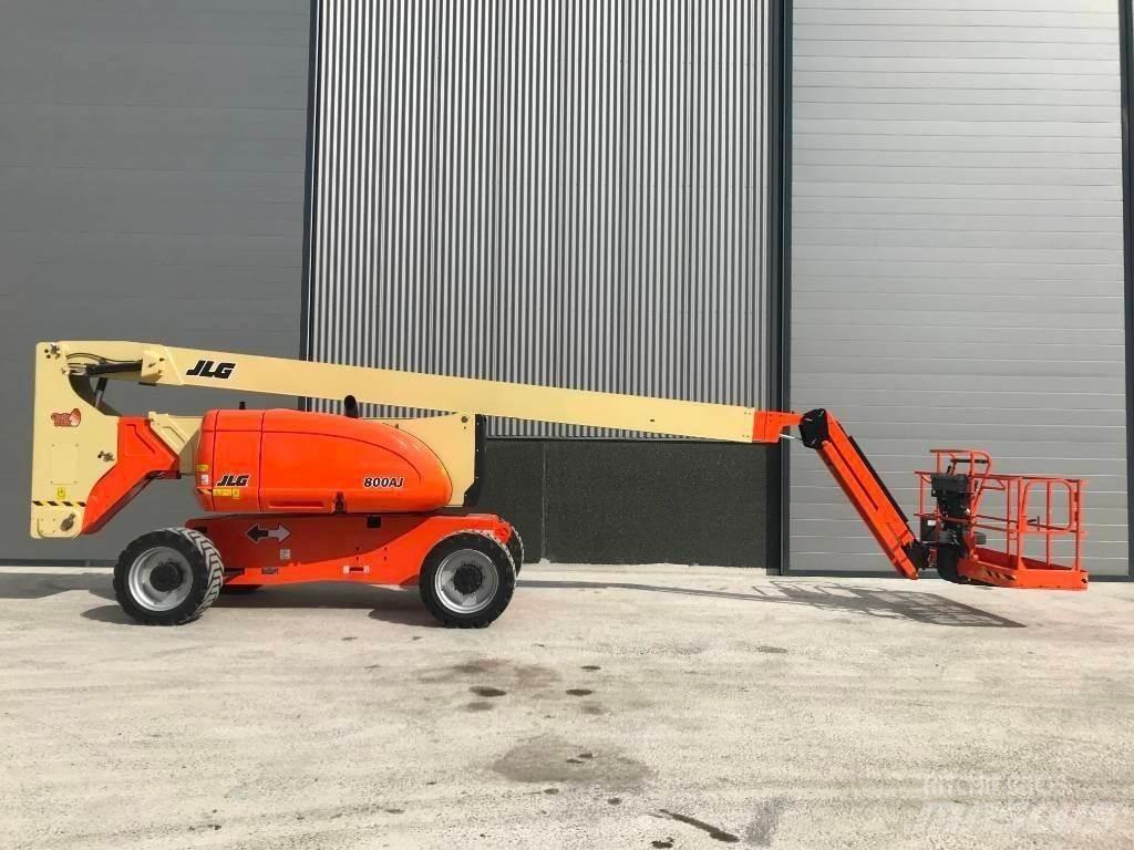 JLG 800 AJ Съчленени стрелови подемници