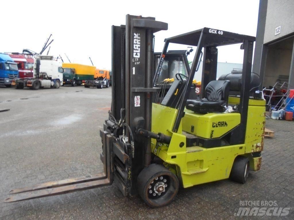 Clark GCX 40 + LPG Камиони с АГУ