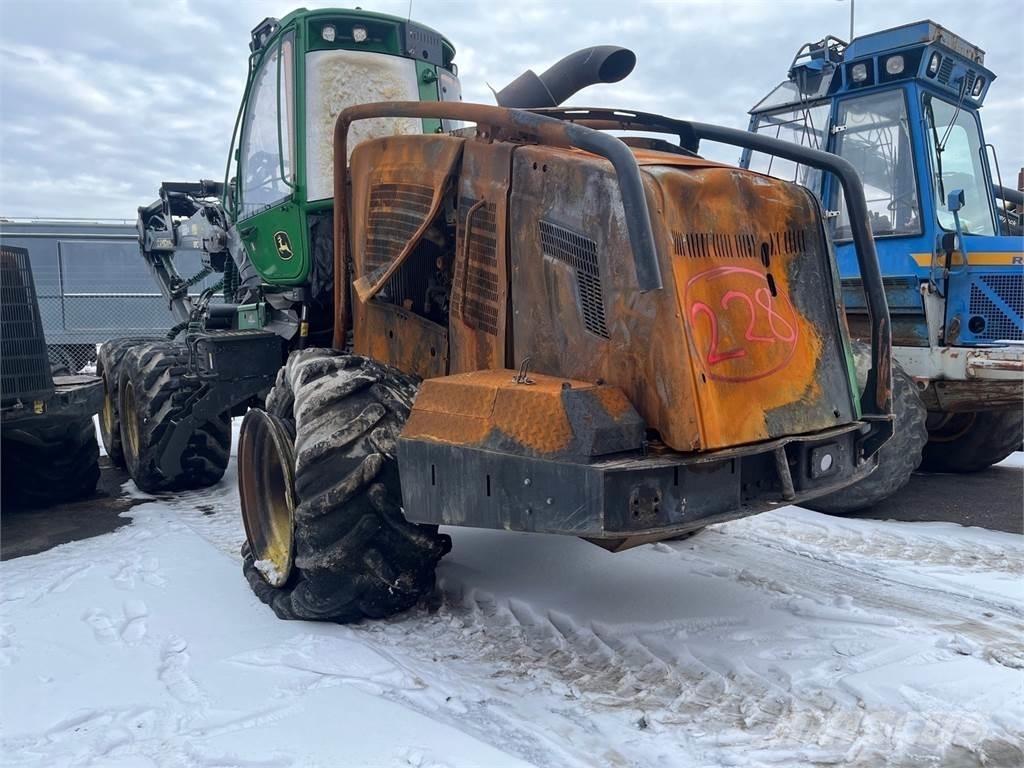 John Deere 1270G Харвестери