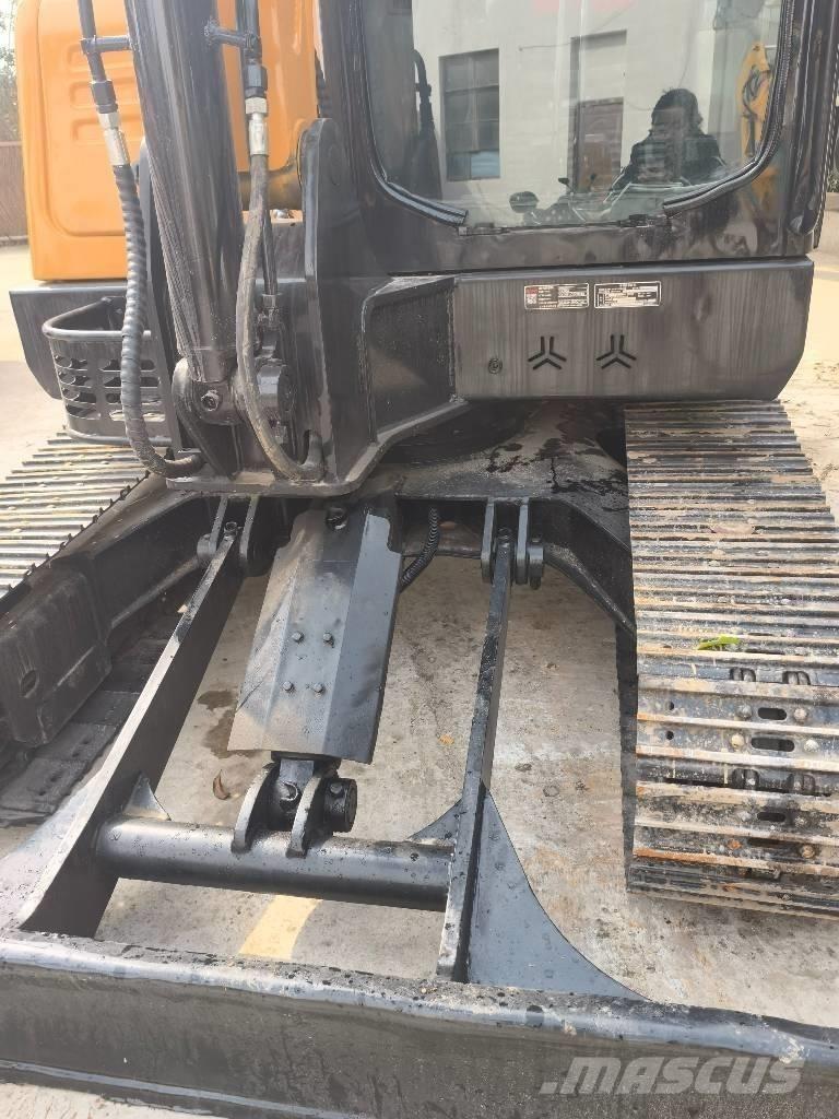 Sany SY 55 Средни екскаватори 7т - 12т