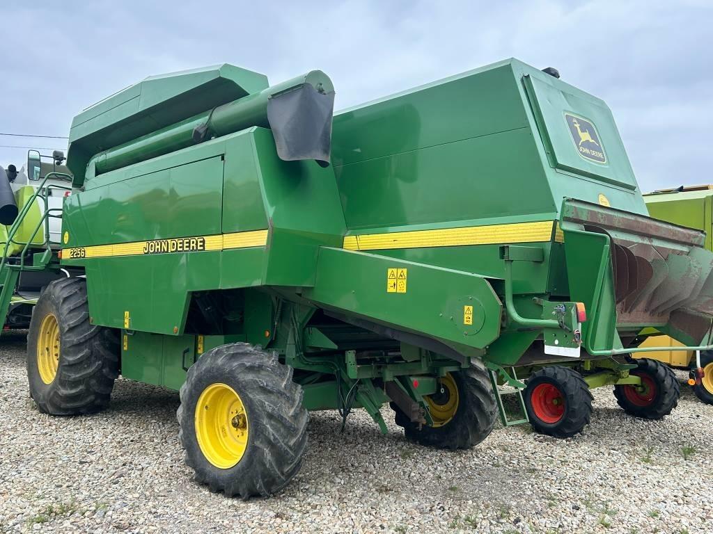 John Deere 2256 Комбайни