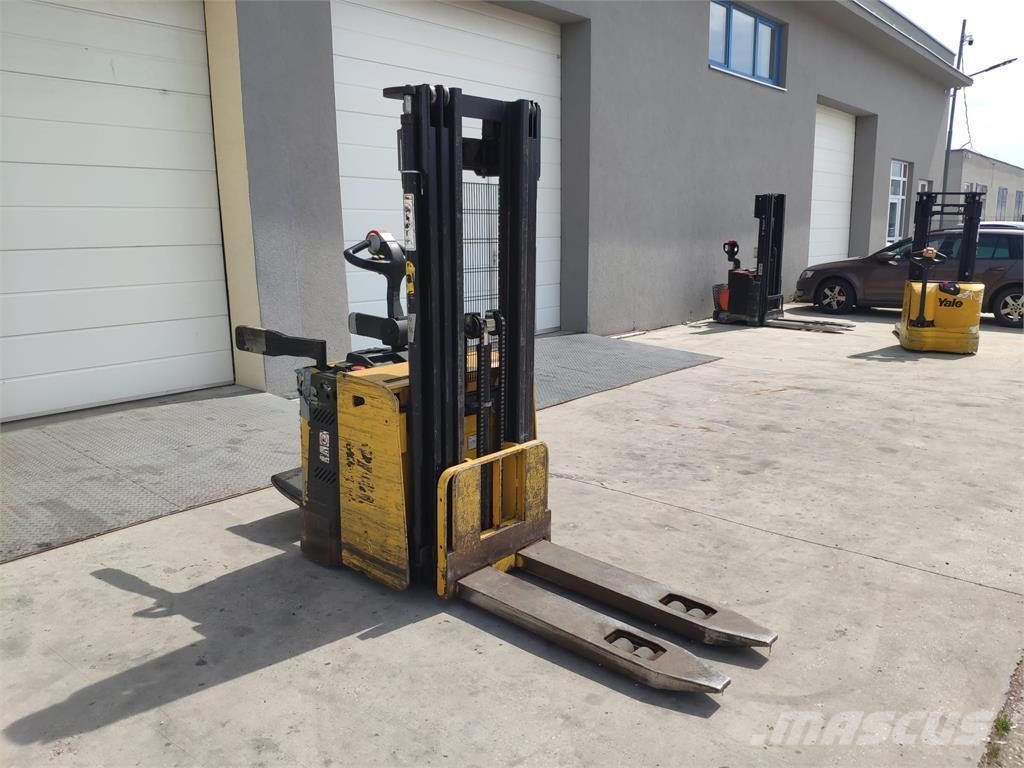 Yale MS15X IL Самоходни товарачи