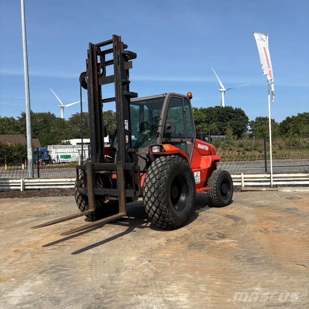 Manitou M 30.4 Камиони за херавни местности