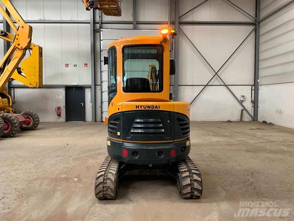 Hyundai R30 Z-9AK Мини екскаватори < 7 т