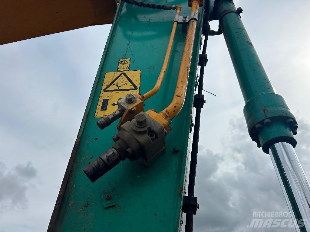JCB 220X LC Верижен екскаватор