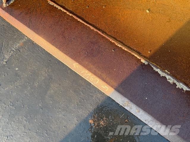 Manitou USED BUCKET Кофи