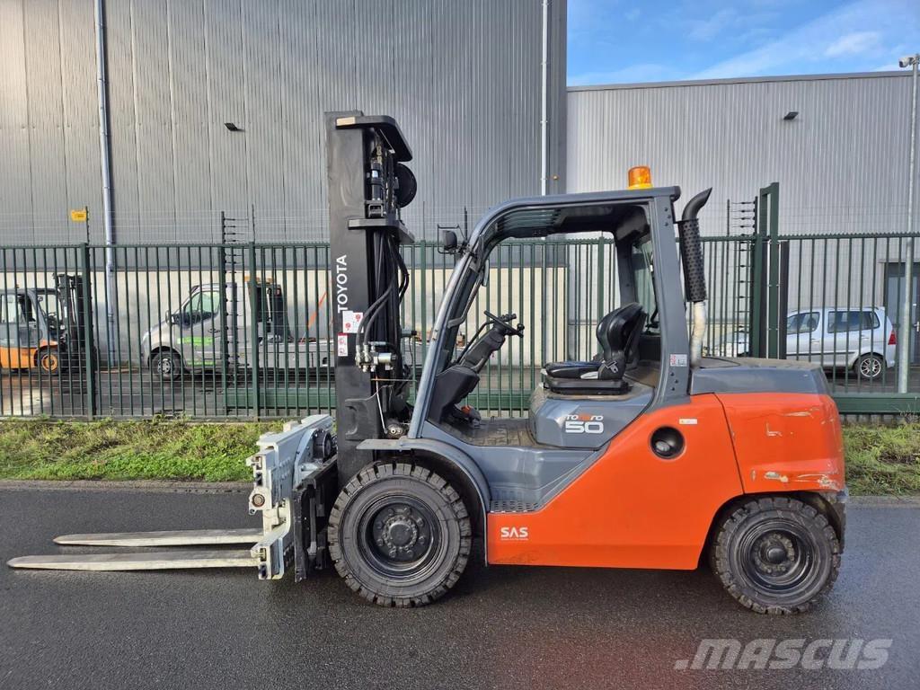 Toyota 40-8fd45n Дизелови камиони