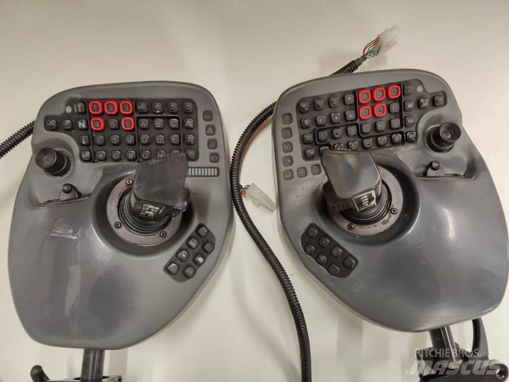 Komatsu Joysticks Електроники