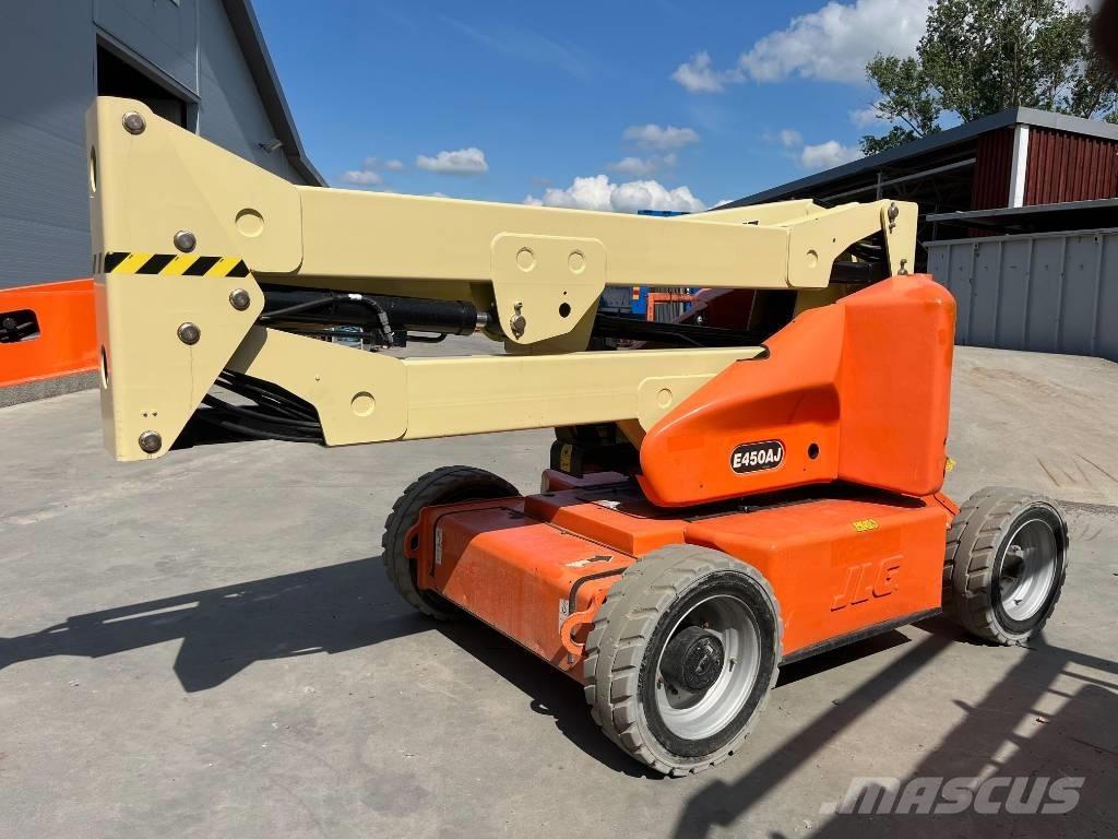 JLG E 450 AJ Съчленени стрелови подемници