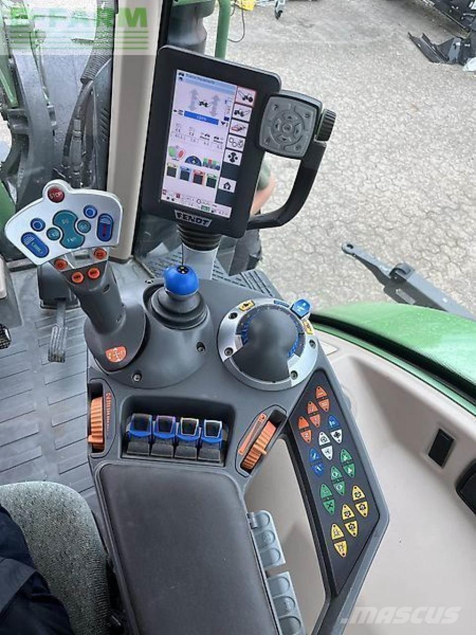 Fendt 716 vario s4 Трактори