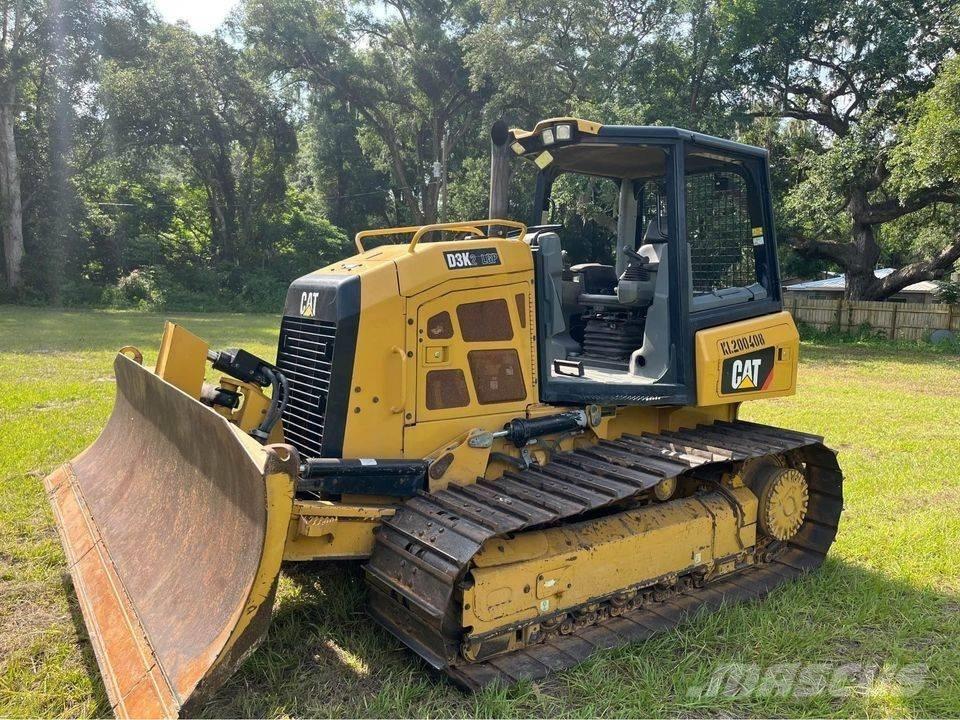 CAT D 3 K 2 LGP Верижни булдозери
