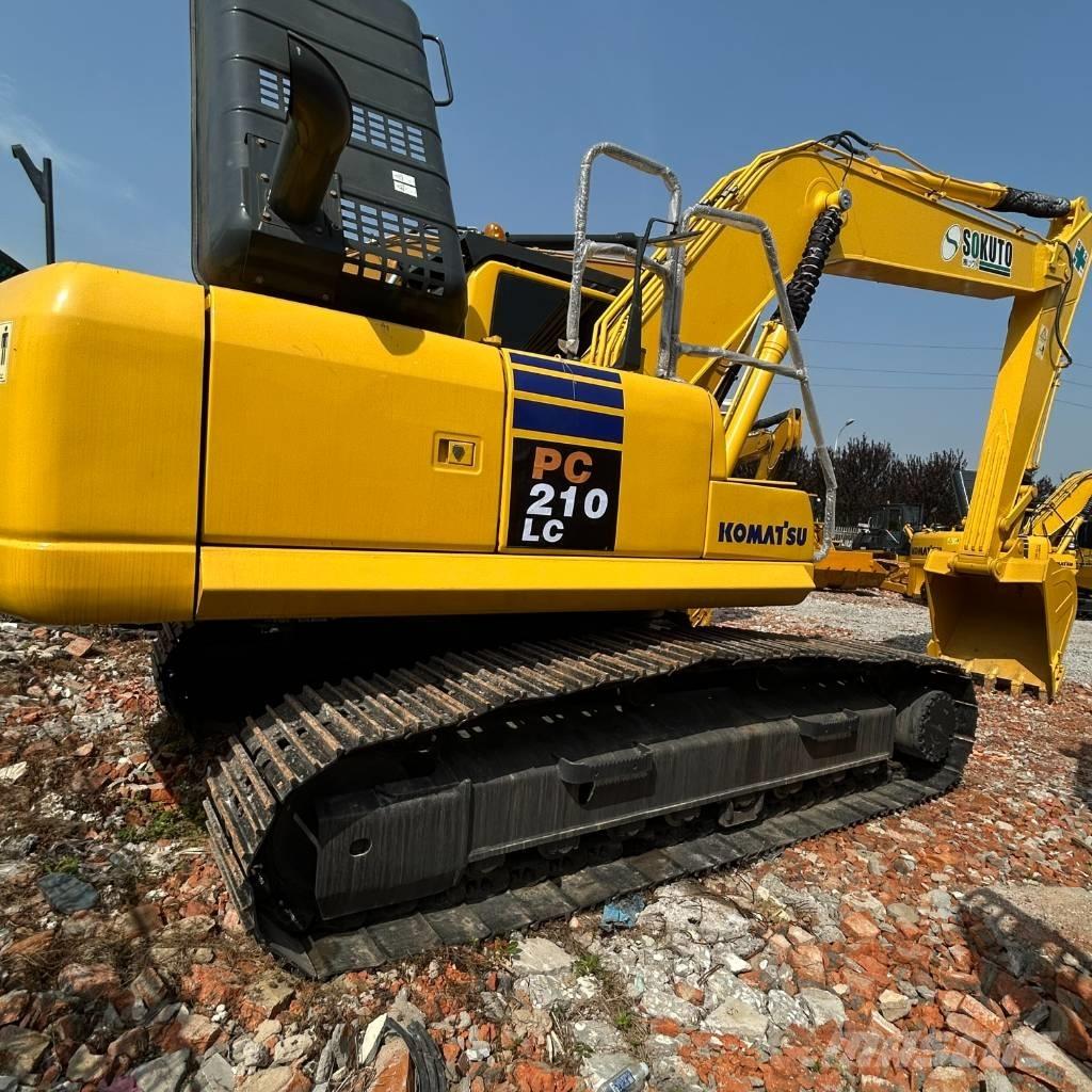 Komatsu 210-8 Верижен екскаватор